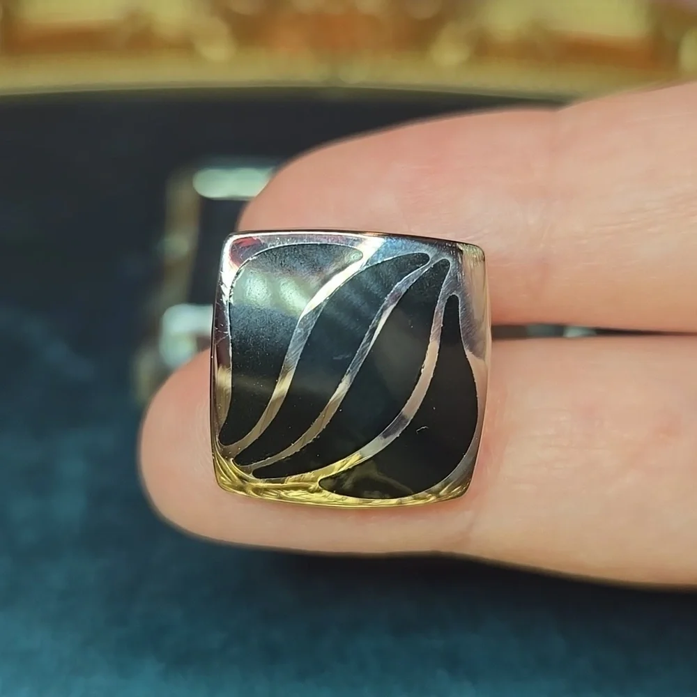 Elegant Silver and Black Stainless Steel Cuff Links Brand New